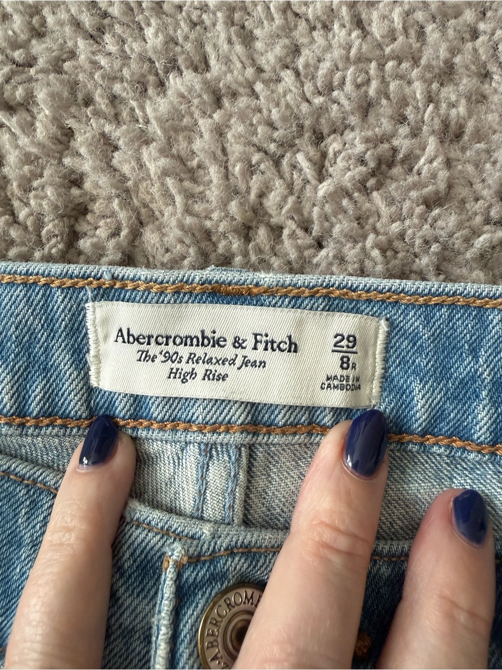 90’s relaxed Abercrombie & Fitch Light Wash Straight-Leg Jeans - Picture 4 of 4